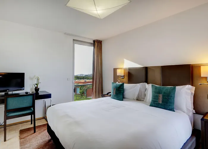 Rezort Bom Sucesso 5*